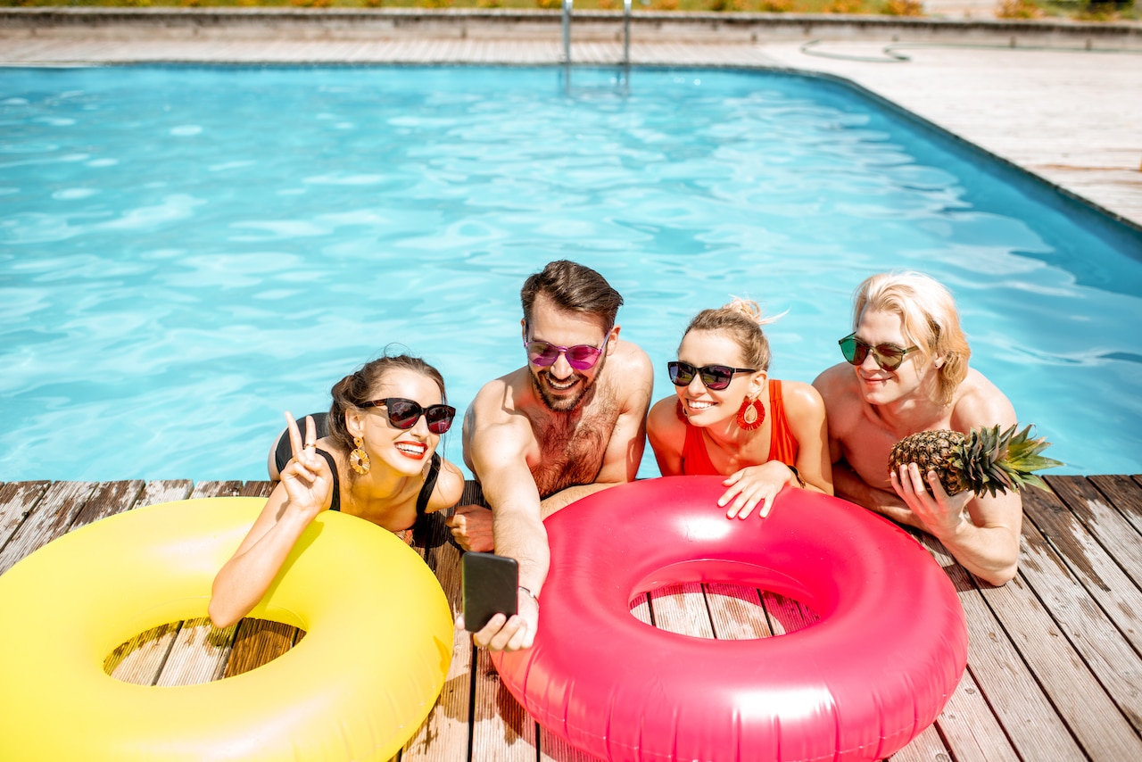 5 Signs You Need a Professional Pool Inspection